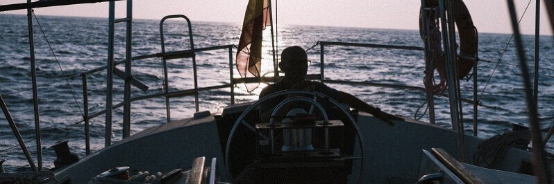 atribuciones patron de yate